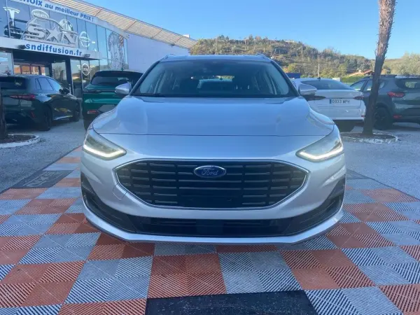 Ford FOCUS SW 1.0 ECOBOOST 125 BV6 TITANIUM - Photo 2