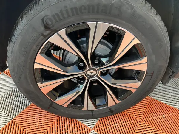 Renault CAPTUR TCe 90 BV6 TECHNO GPS 9.3" Caméra - Photo 5