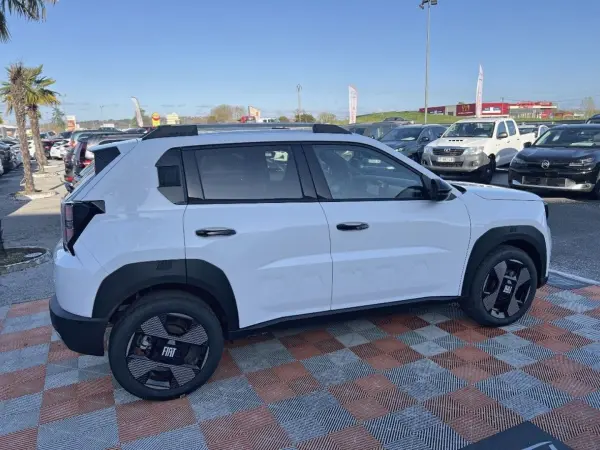 Fiat GRANDE PANDA 1.2 Hybrid 110 AUTOMATIQUE LA PRIMA - Photo 4