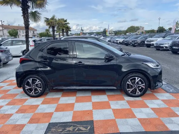 Toyota YARIS NEW 1.5 HYBRIDE 116 H DESIGN JA 16" Caméra - Photo 4
