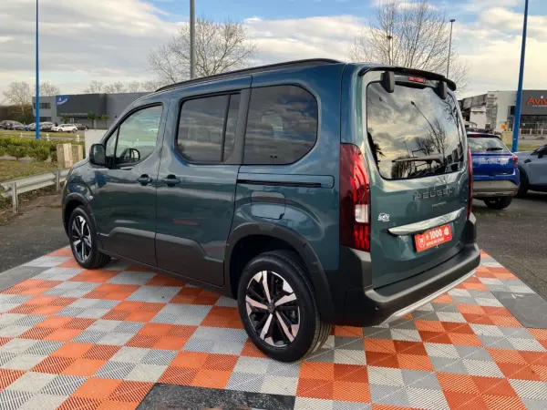 Peugeot RIFTER BlueHDi 130 EAT8 GT Pack Connect - Photo 4