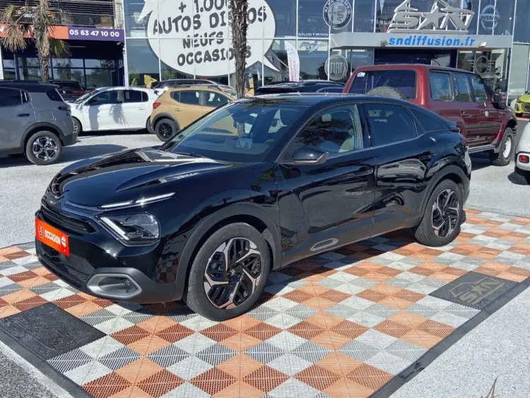 Citroën C4 1.2 PURETECH 130 EAT8 SHINE 1 ère main